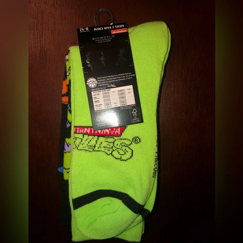 TEENAGE MUTANT NINJA TURTLES NOVELTY CREW SOCKS NWT MEN’S SHOE SIZE 8-12